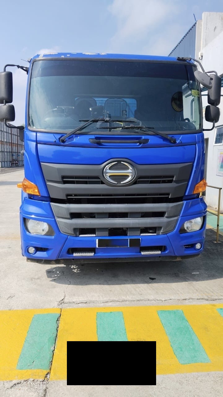 Hino truck SLD installation